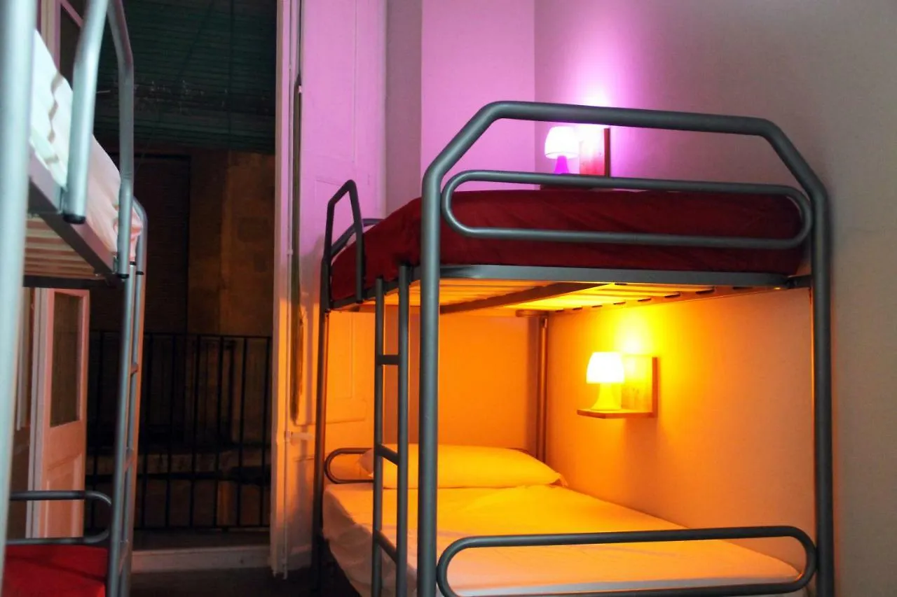 Hostel Tgnrooms Tarragona Spain
